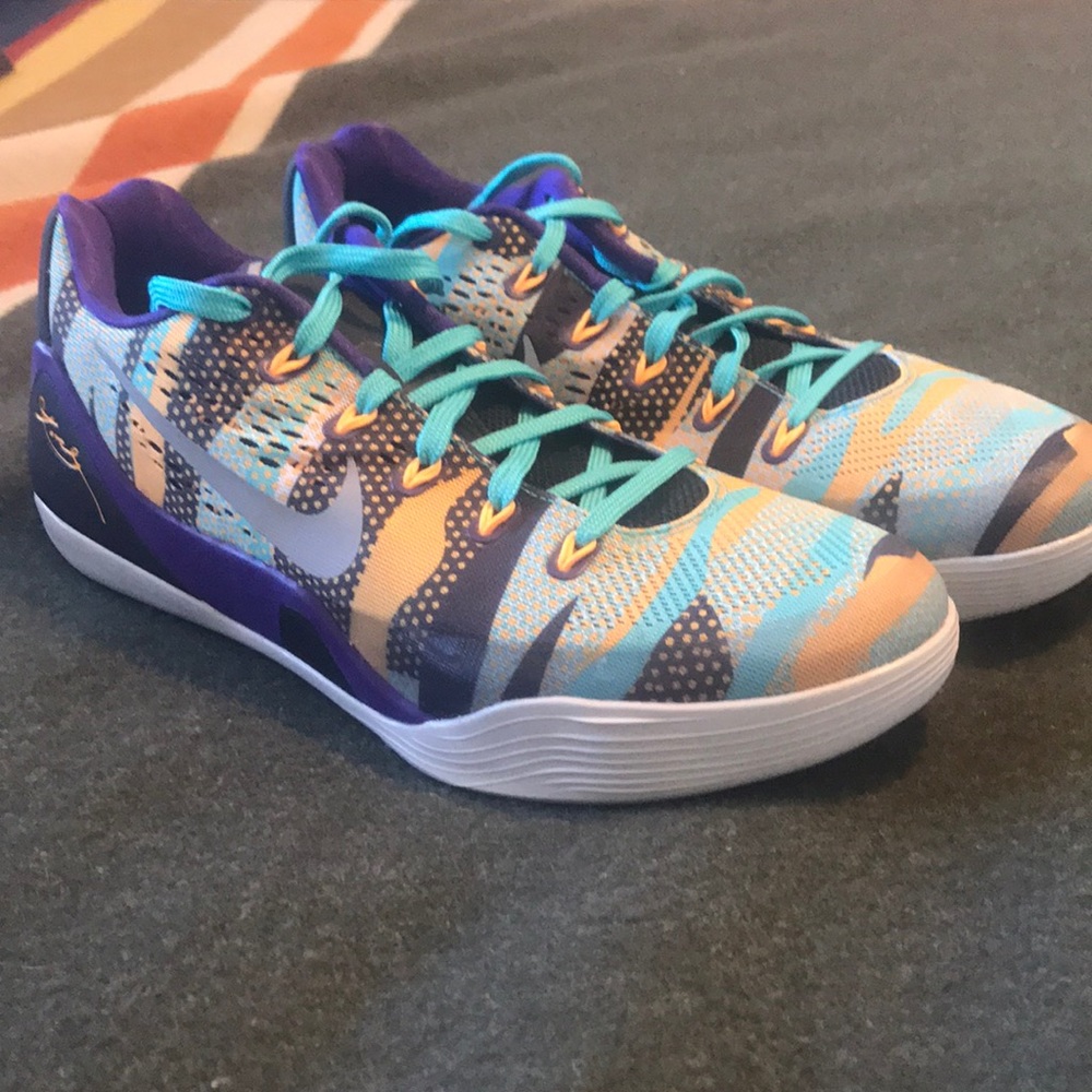 NIKE KOBE ELITE 9